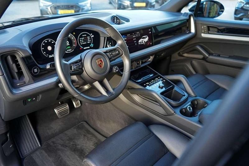 Occasion Porsche Cayenne 470 PK (345 kW) 2024 Zwart SUV