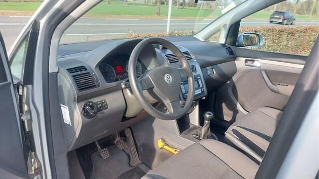 Occasion VW Touran 140 PK (102 kW) 2008 Grijs (metallic) MPV