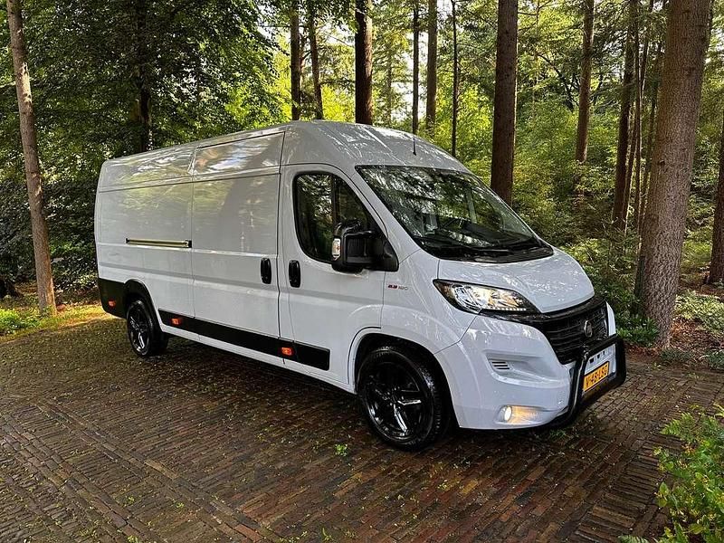 Zilver Gebruikt 2019 Fiat Ducato Van | € 19.950 (Eerlijke prijs) - Afbeelding 1/4
