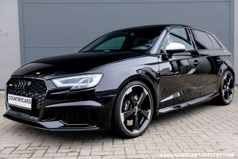 Zwart Gebruikt 2020 Audi RS3 Comfort Hatchback | € 42.900 (Super prijs) - Afbeelding 1/4