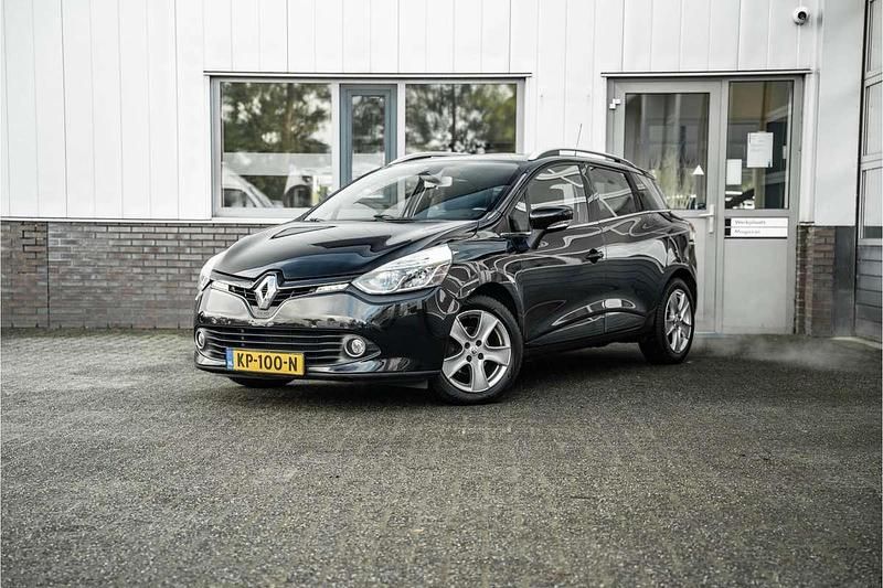 Zwart Gebruikt 2016 Renault Clio GrandTour GT Stationwagen | € 8.500 (Goede deal) - Afbeelding 1/4