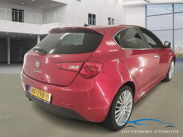 Occasion Alfa Romeo Giulietta Exclusive 170 PK (125 kW) 2015 Rood Hatchback