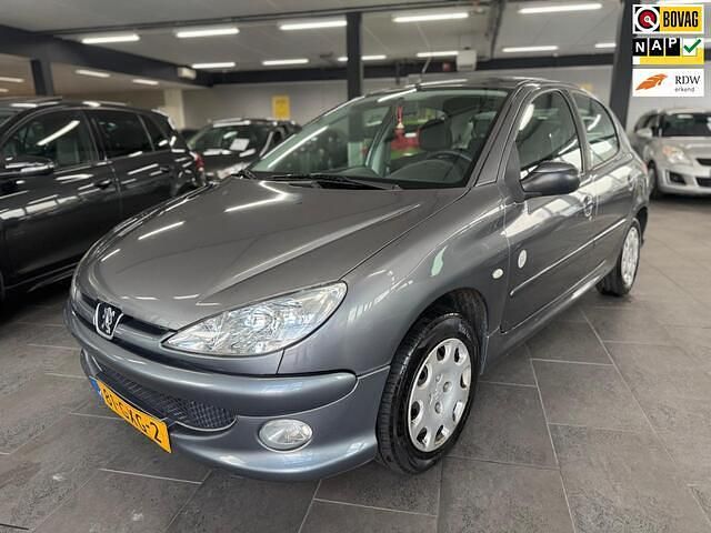 Occasion Peugeot 206 75 PK (55 kW) 2008 Grijs Hatchback