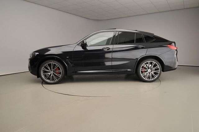 Nieuw BMW X4 M Sport 387 PK (284 kW) 2025 Zwart (metallic) SUV