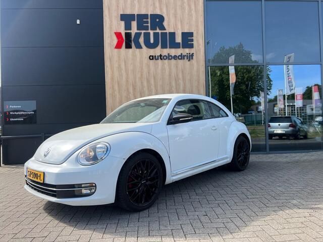 Wit Gebruikt 2011 VW Beetle Sport Hatchback | € 6.950 (Eerlijke prijs) - Afbeelding 1/4