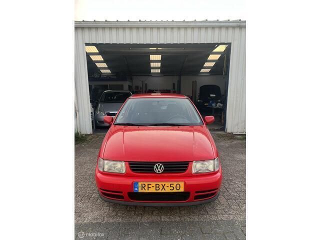 Occasion VW Polo 75 PK (55 kW) 1997 Rood Hatchback