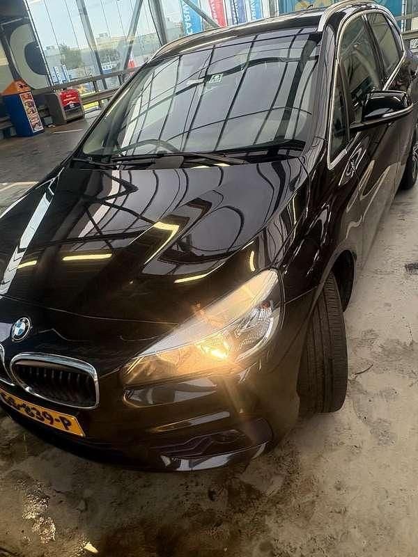 Gebruikt 2015 BMW 218 Sport Line Stationwagen | € 7.950 (Eerlijke prijs) - Afbeelding 1/4