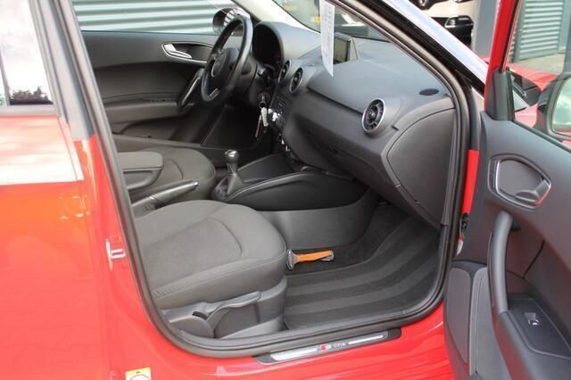 Occasion Audi A1 Sportback S-Line 95 PK (69 kW) 2018 Rood Hatchback