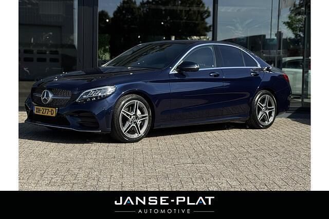 Blauw Gebruikt 2018 Mercedes C180 AMG Sedan | € 22.950 (Eerlijke prijs) - Afbeelding 1/4