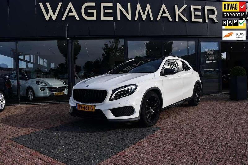 Wit Gebruikt 2015 Mercedes GLA200 Prestige SUV | € 18.250 (Eerlijke prijs) - Afbeelding 1/4