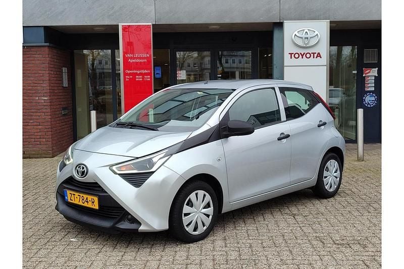 Occasion Toyota Aygo 72 PK (52 kW) 2019 Grijs Hatchback
