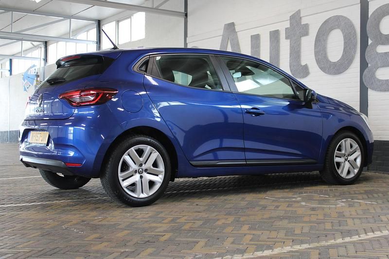 Occasion Renault Clio V Zen 93 PK (68 kW) 2021 Blauw Hatchback