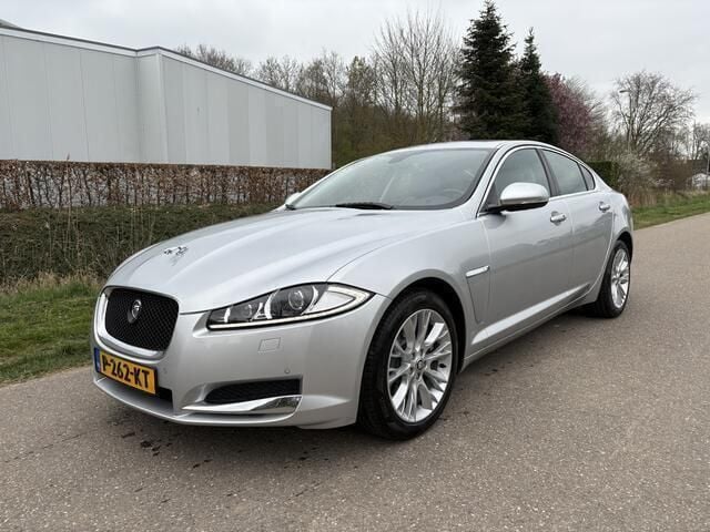 Grijs Gebruikt 2012 Jaguar XF Business Edition Sedan | € 12.999 (Eerlijke prijs) - Afbeelding 1/4