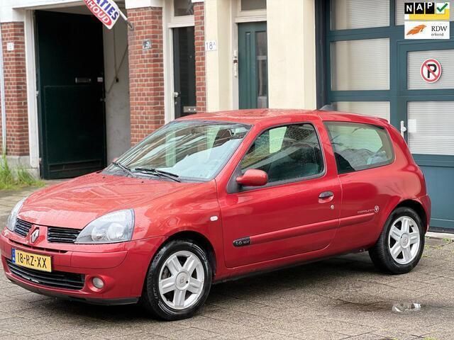 Rood Gebruikt 2005 Renault Clio II Hatchback | € 990 (Super prijs) - Afbeelding 1/4