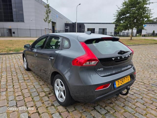 Occasion Volvo V40 Momentum 114 PK (83 kW) 2014 Grijs Stationwagen