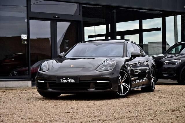 Grijs Gebruikt 2018 Porsche Panamera 4 Executive Sedan | € 55.900 - Afbeelding 1/4