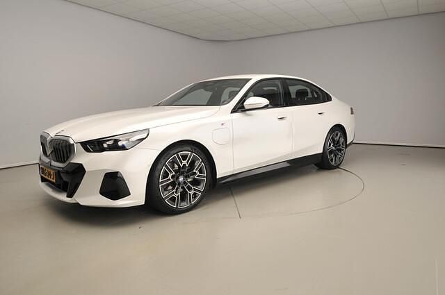 Occasion BMW 530e M Sport 299 PK (219 kW) 2025 Wit Sedan