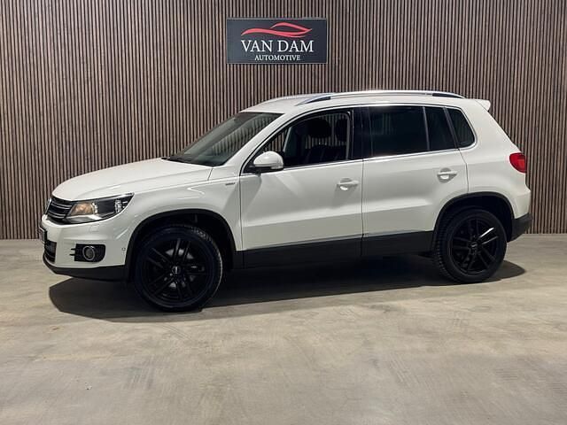 Wit Gebruikt 2013 VW Tiguan Sport SUV | € 13.900 (Eerlijke prijs) - Afbeelding 1/4