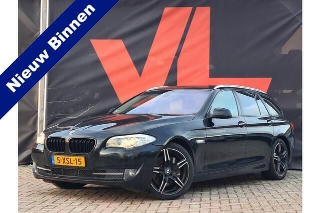 Zwart, metallic lak Gebruikt 2011 BMW 535 Executive Stationwagen | € 8.948 (Super prijs) - Afbeelding 1/4