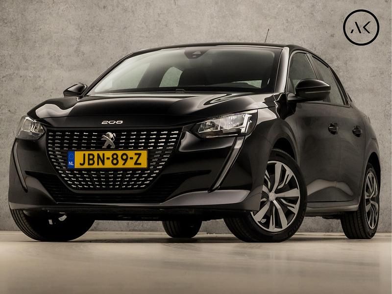 Zwart Gebruikt 2023 Peugeot 208 Allure Hatchback | € 20.445 (Goede deal) - Afbeelding 1/4