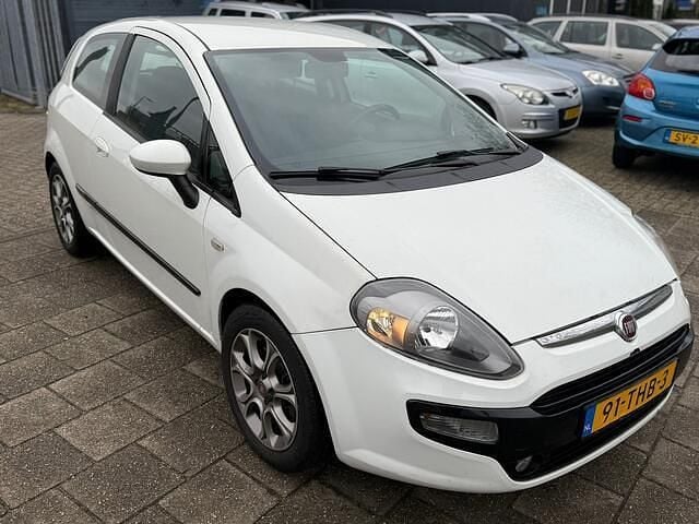 Occasion Fiat Punto Evo 84 PK (61 kW) 2012 Wit Hatchback