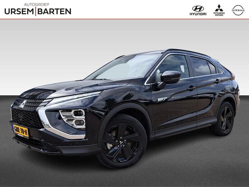 Zwart, metallic lak Gebruikt 2024 Mitsubishi Eclipse Cross Edition SUV | € 30.930 (Eerlijke prijs) - Afbeelding 1/4