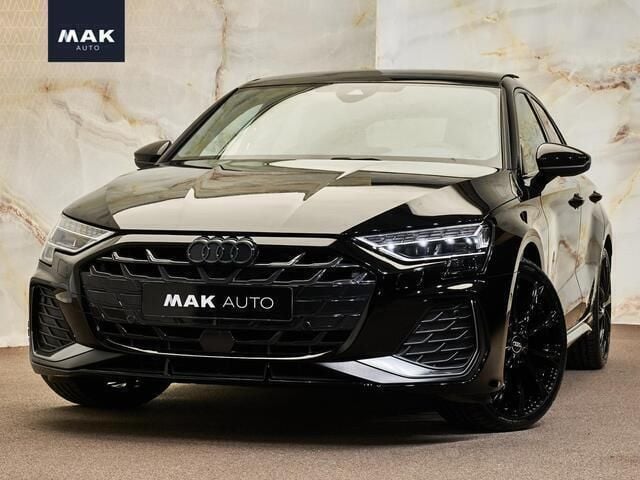 Zwart Gebruikt 2024 Audi A3 Sportback Ambiente Hatchback | € 42.950 (Duur) - Afbeelding 1/4