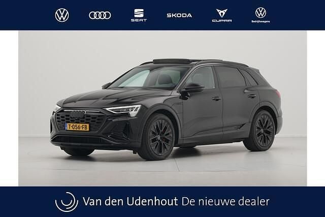Zwart Gebruikt 2023 Audi Q8 e-tron S-Line SUV | € 62.640 (Eerlijke prijs) - Afbeelding 1/4