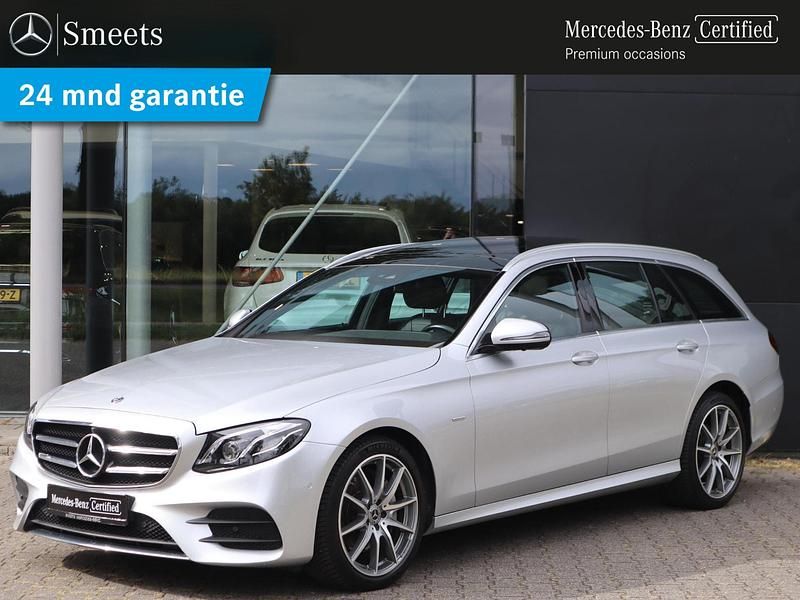 Grijs, metallic lak Gebruikt 2020 Mercedes E200 Business Stationwagen | € 34.888 (Eerlijke prijs) - Afbeelding 1/4