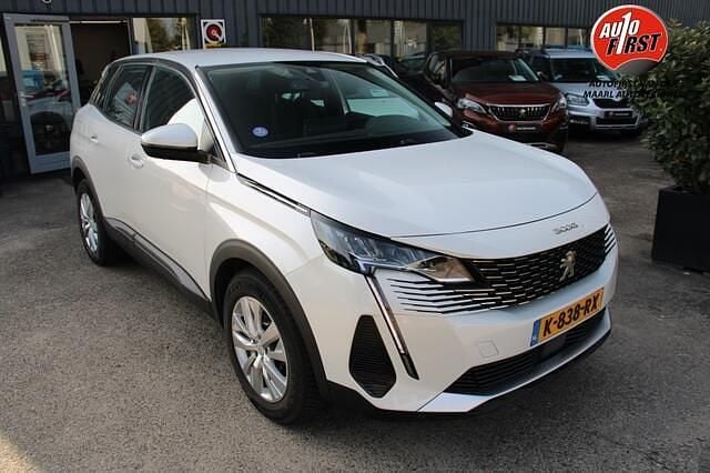 Wit Gebruikt 2021 Peugeot 3008 MPV | € 22.750 (Eerlijke prijs) - Afbeelding 1/4