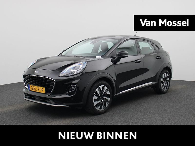 Zwart Gebruikt 2024 Ford Puma Titanium SUV | € 26.945 (Eerlijke prijs) - Afbeelding 1/4