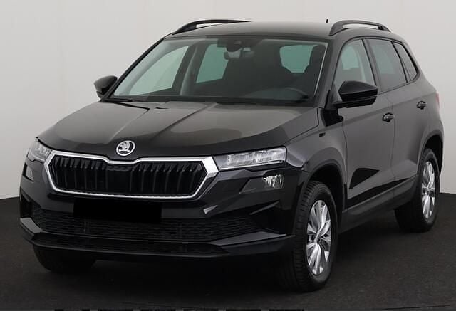 Zwart Gebruikt 2024 Skoda Karoq Selection SUV | € 29.750 (Super prijs) - Afbeelding 1/4
