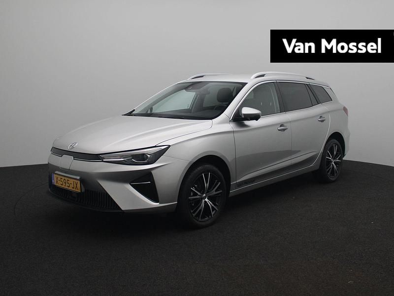 Grijs Gebruikt 2023 MG MG5 EV Long Range Luxury Stationwagen | € 29.950 (Duur) - Afbeelding 1/4
