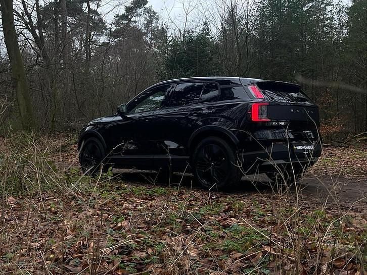 Occasion Volvo EX30 CC Performance 314 kW (428 PK) 2025 Zwart SUV