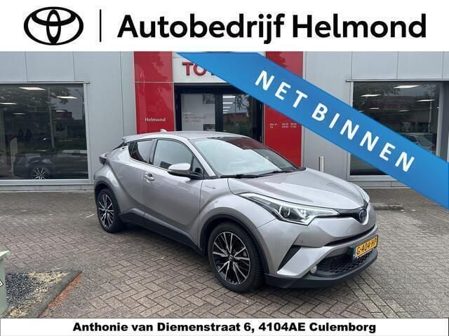 Grijs Gebruikt 2019 Toyota C-HR Executive SUV | € 20.150 (Eerlijke prijs) - Afbeelding 1/4