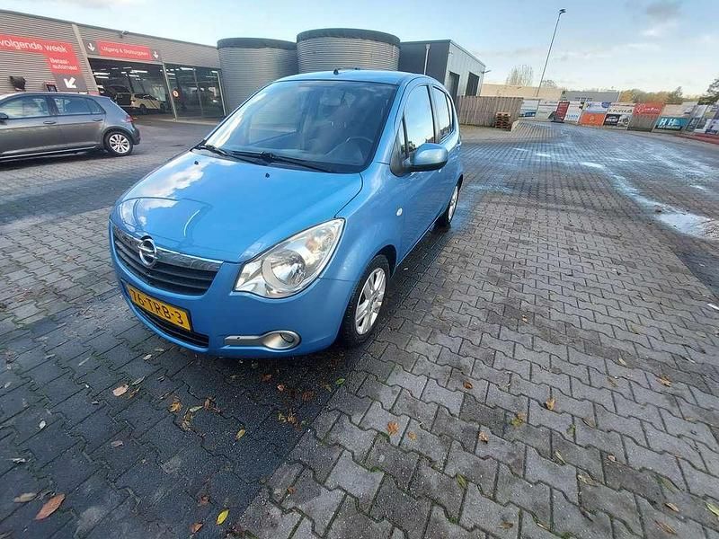 Gebruikt 2012 Opel Agila Edition Hatchback | € 3.500 (Eerlijke prijs) - Afbeelding 1/4