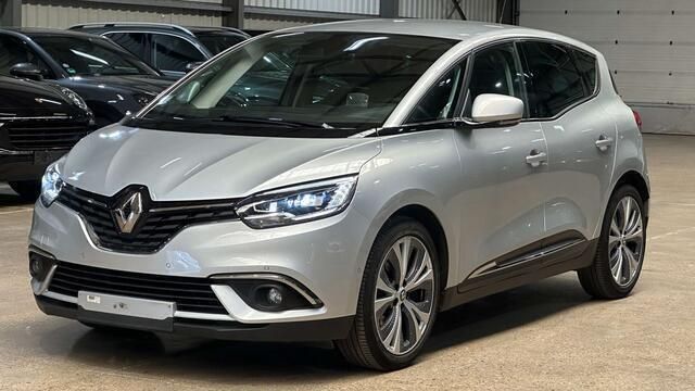 Grijs Gebruikt 2019 Renault Scénic IV Intens MPV | € 12.000 - Afbeelding 1/4