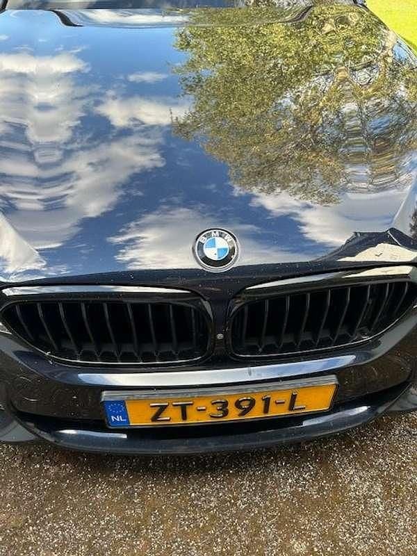 Zwart Gebruikt 2018 BMW 530 Stationwagen | € 23.990 (Goede deal) - Afbeelding 1/4