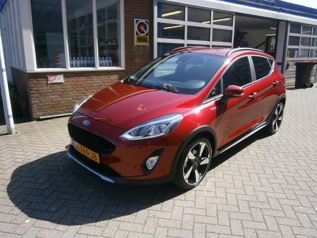 Rood Gebruikt 2021 Ford Fiesta Active X Hatchback | € 17.750 (Iets duurder) - Afbeelding 1/4
