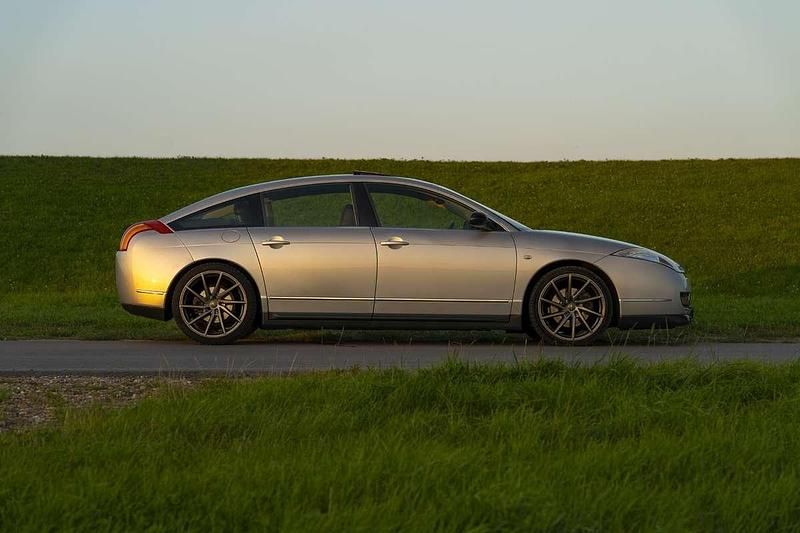 Gebruikt 2006 Citroën C6 Exclusive Sedan | € 16.440 - Afbeelding 1/4