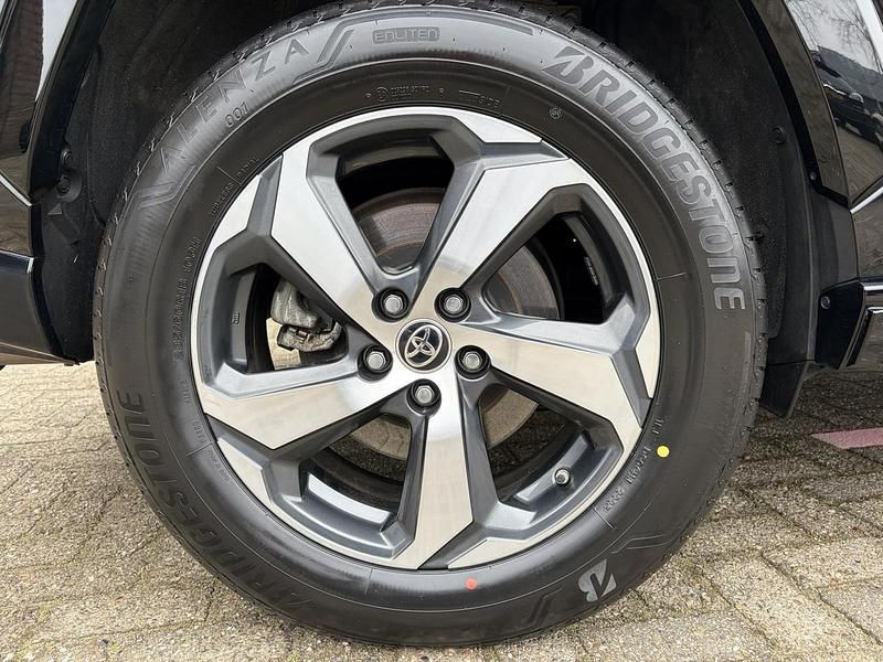 Occasion Toyota RAV4 Hybrid 185 PK (136 kW) 2022 Zwart (metallic) SUV