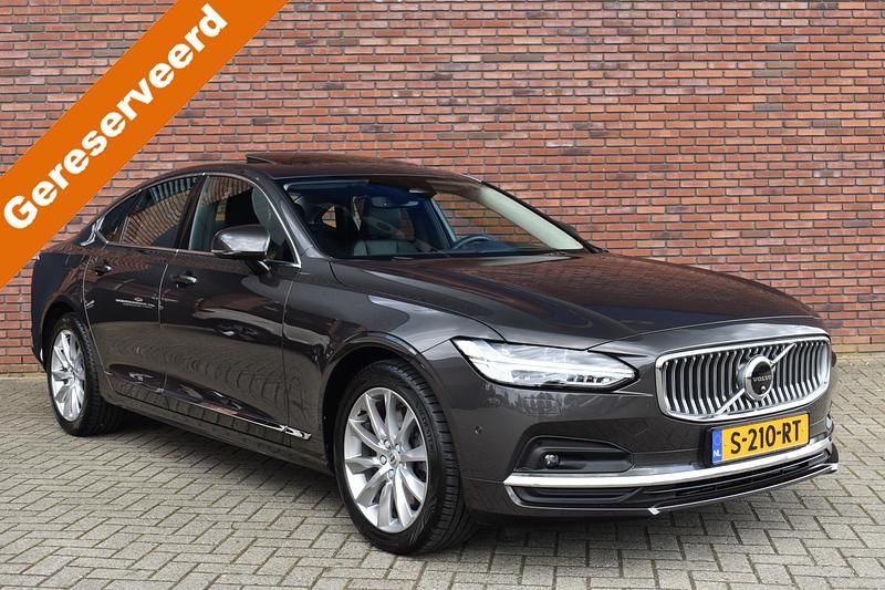 Grijs Gebruikt 2023 Volvo S90 Ultimate Sedan | € 39.800 - Afbeelding 1/4