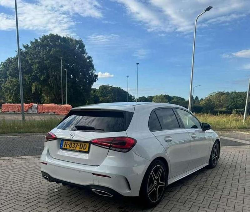 Occasion Mercedes A180 AMG 136 PK (100 kW) 2020 Wit Stationwagen