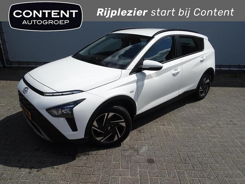 Wit Gebruikt 2024 Hyundai Bayon Comfort SUV | € 22.940 (Eerlijke prijs) - Afbeelding 1/4
