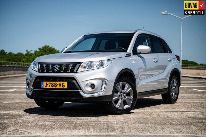 Grijs Gebruikt 2019 Suzuki Vitara SUV | € 17.935 (Eerlijke prijs) - Afbeelding 1/4
