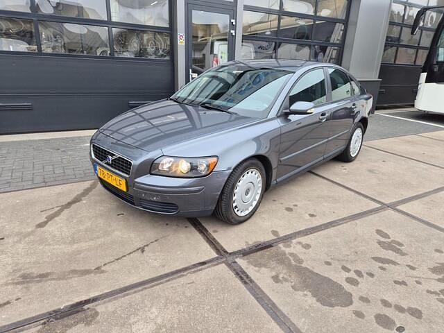 Occasion Volvo S40 136 PK (100 kW) 2004 Grijs Sedan