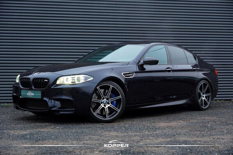 Zwart Gebruikt 2017 BMW M5 Competition Edition Sedan | € 69.750 (Goede deal) - Afbeelding 1/4