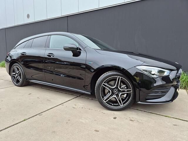Occasion Mercedes CLA250e AMG 2021 Zwart Sedan