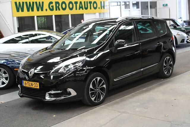 Zwart Gebruikt 2014 Renault Grand Scénic III Bose Edition MPV | € 7.944 (Iets duurder) - Afbeelding 1/4