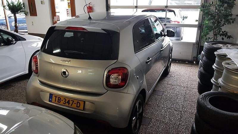 Occasion Smart ForFour 2018 Grijs Hatchback